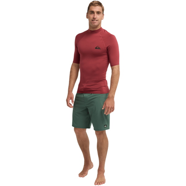 2026 Quiksilver Camisola De Manga Curta Em Lycra Para Homem Everyday UPF50 AQYWR03130 - Burnt Russet